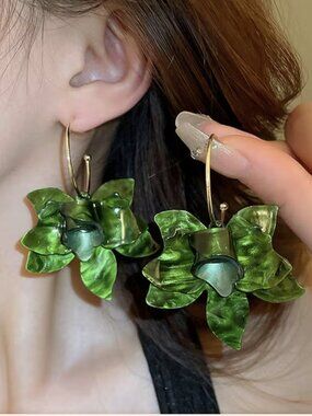 NEW Olive Green Tropical Flower Lucite Drop Hoop Statement Earrings